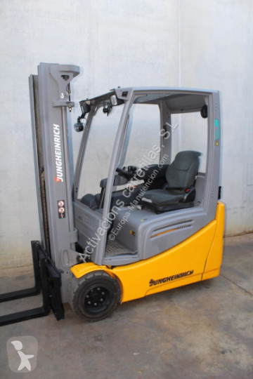 Carrello elevatore elettrico Jungheinrich