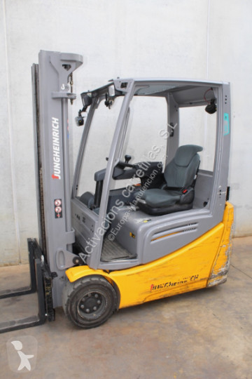 Carrello elevatore elettrico Jungheinrich