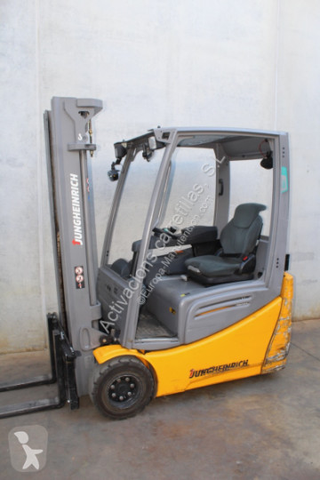 Carrello elevatore elettrico Jungheinrich