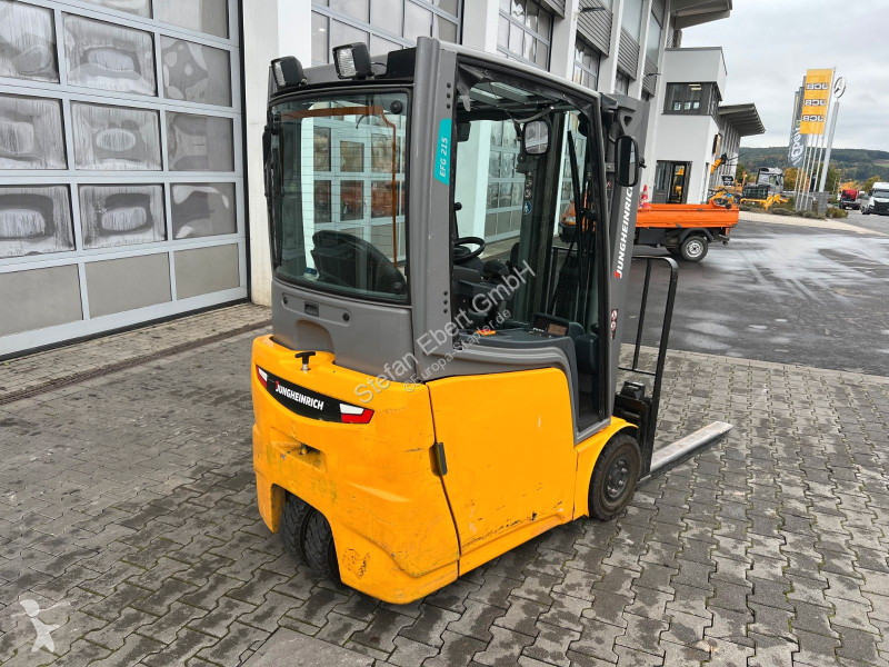 رافعة شوكية Jungheinrich EFG 215 / Triplex...