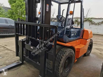 Toyota 6-Ton