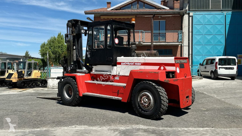 رافعة شوكية Svetruck 12-120 35