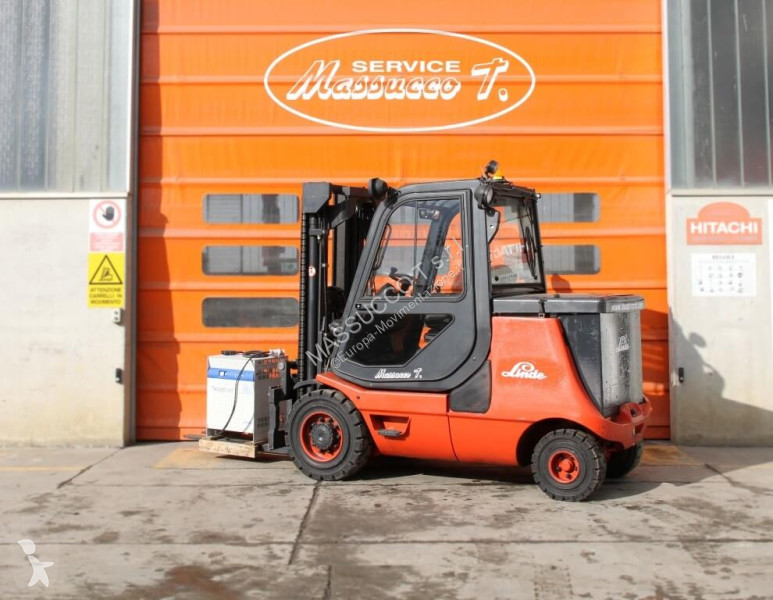 Vysokozdvižný vozík Linde E40P-02