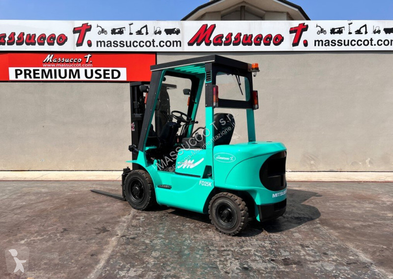 رافعة شوكية Mitsubishi FD25K