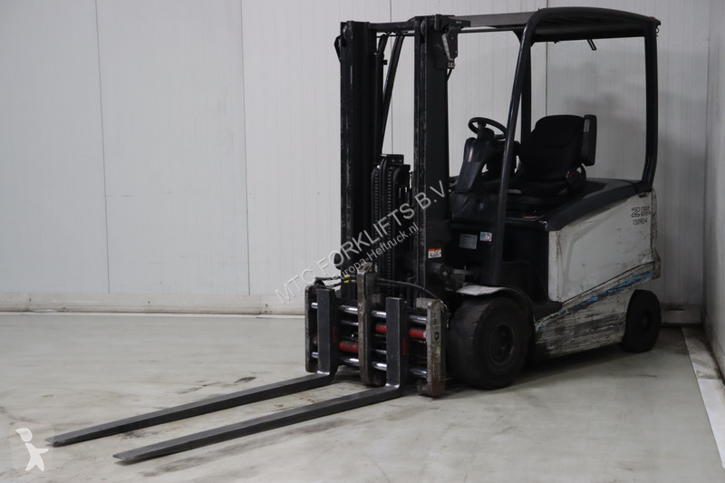 Carretilla elevadora Unicarriers MX-25