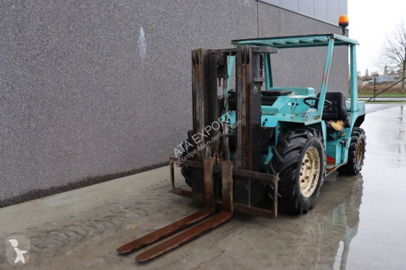 رافعة شوكية لجميع التضاريس Manitou 4 RM 20 HP