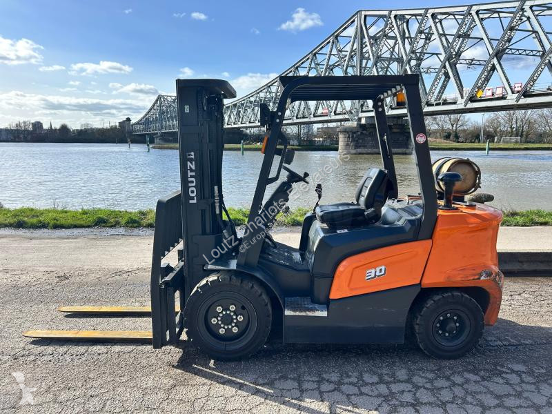 رافعة شوكية Doosan G30NXP