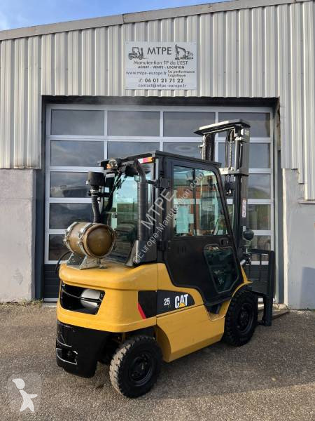 رافعة شوكية Caterpillar GP25NT