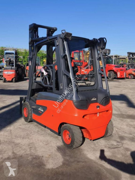 Vysokozdvižný vozík Linde E30L-01