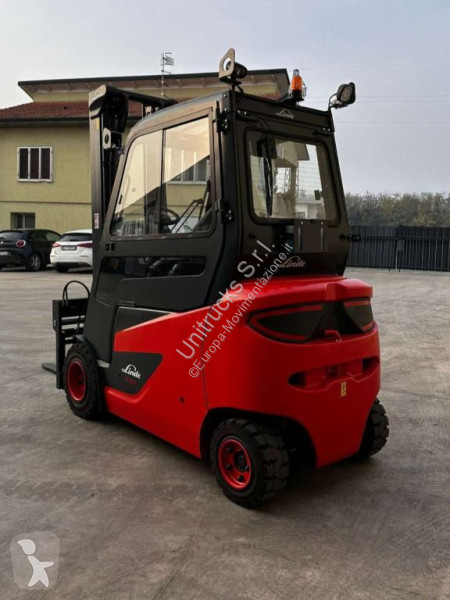 رافعة شوكية Linde E30SH