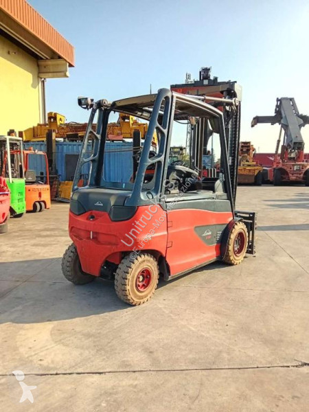 Vysokozdvižný vozík Linde E50HL-01