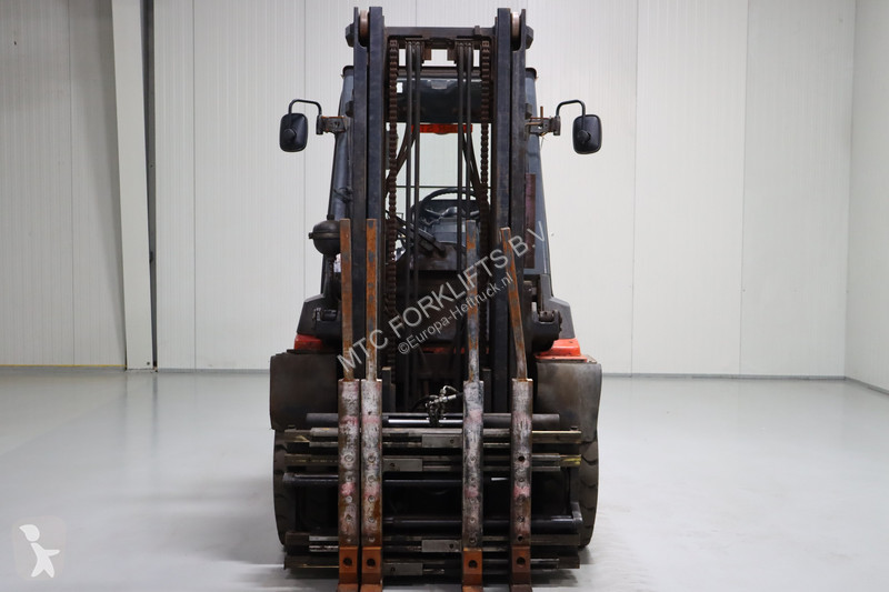 رافعة شوكية Toyota 42-7FD40