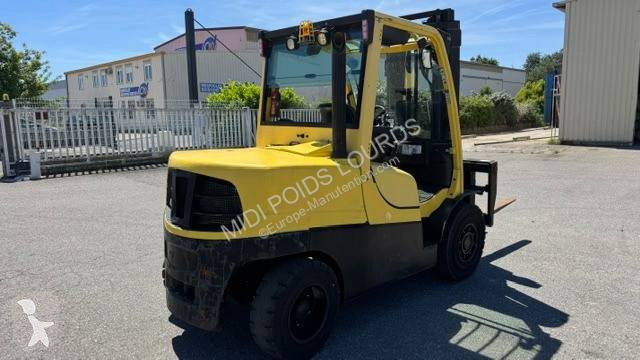 رافعة شوكية Hyster