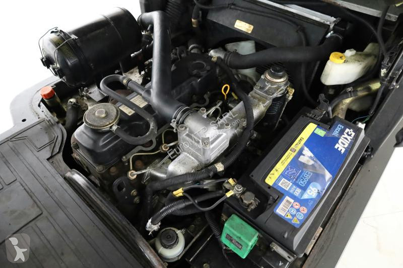 رافعة شوكية Nissan