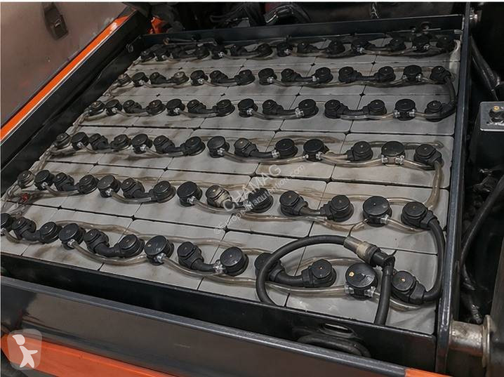 رافعة شوكية Fenwick E30-01