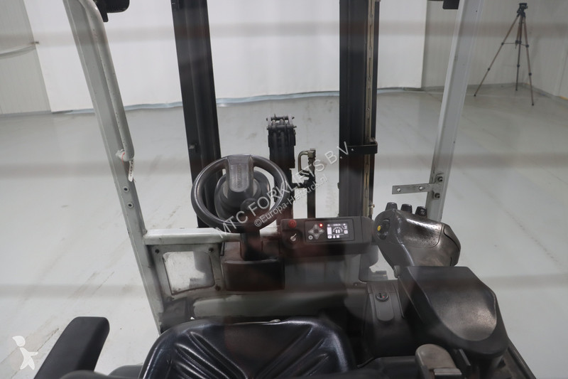 رافعة شوكية Unicarriers AS2N1L15Q