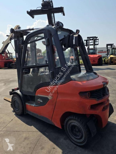 رافعة شوكية Linde H35D-01