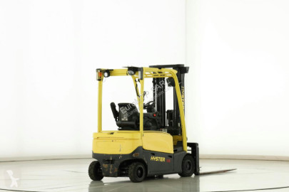 رافعة شوكية كهربائية Hyster