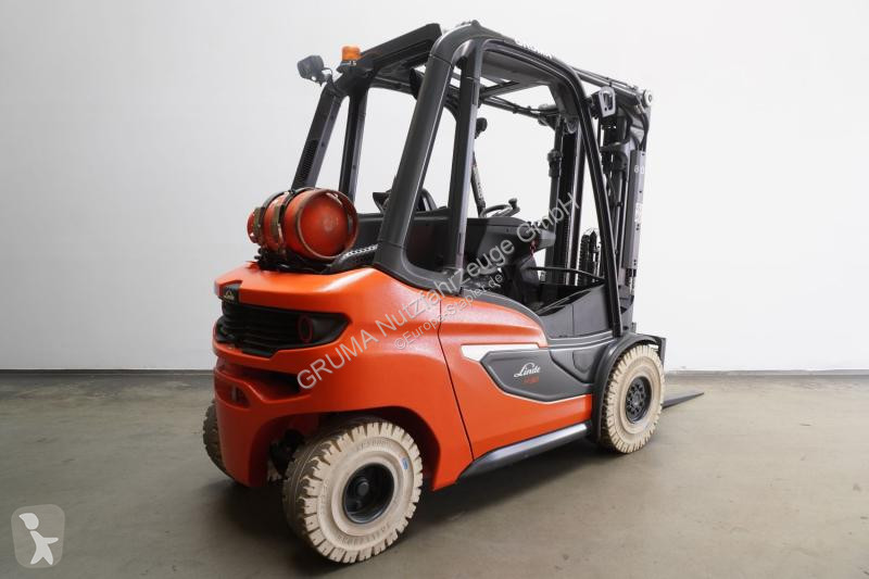 رافعة شوكية Linde 1202