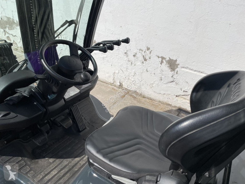 Vysokozdvižný vozík Toyota FDF 25