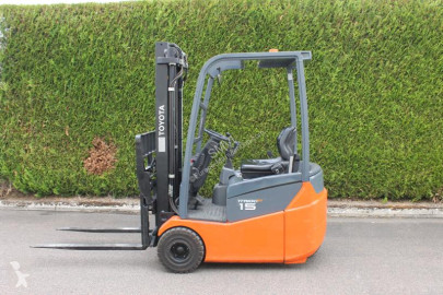 Toyota electric forklift