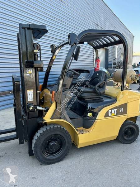 رافعة شوكية Caterpillar GP25N