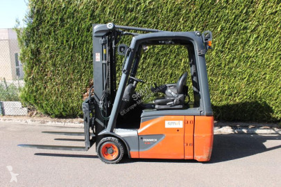 Fenwick electric forklift