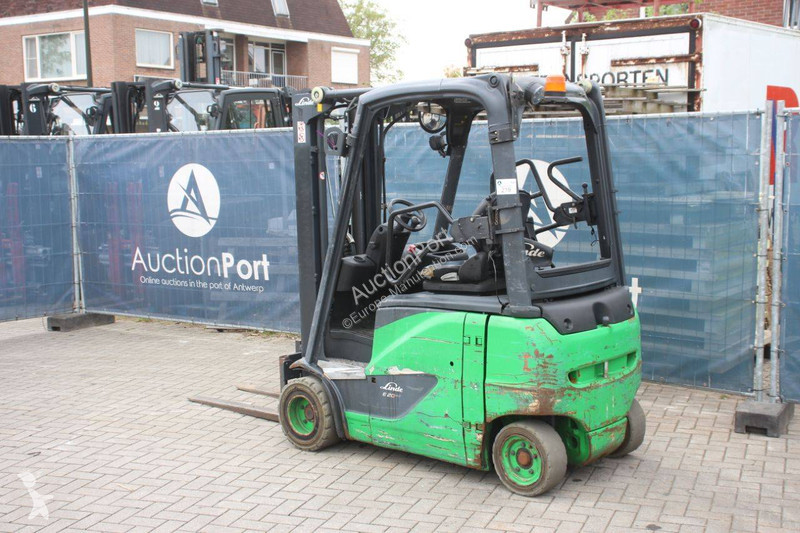 Stivuitor Linde 02