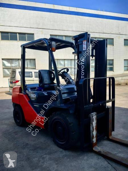 رافعة شوكية Toyota +86 18817734137