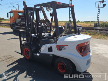 Teleskopický manipulátor Bobcat D30NXE