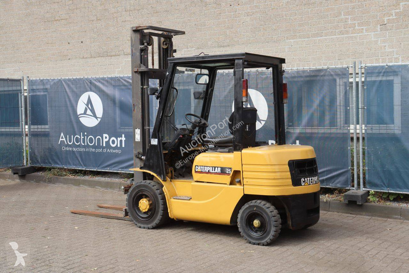 Stivuitor Caterpillar DP25