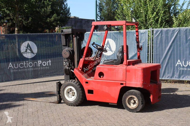 Chariot élévateur Clark C 600 - Y 50 PD