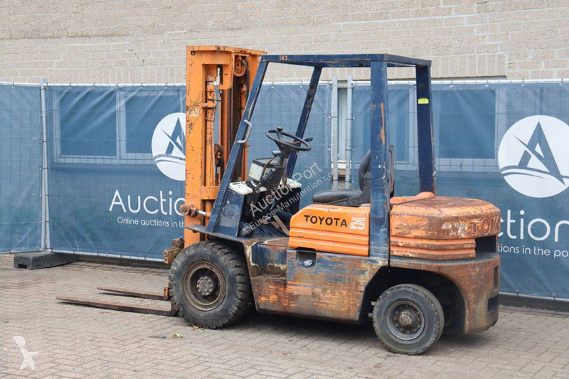 Vysokozdvižný vozík Toyota 5FD25