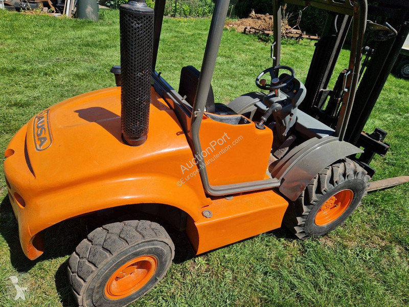Chariot élévateur Ausa