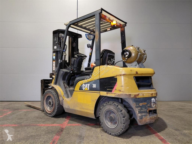 Chariot élévateur Caterpillar GP30NTD