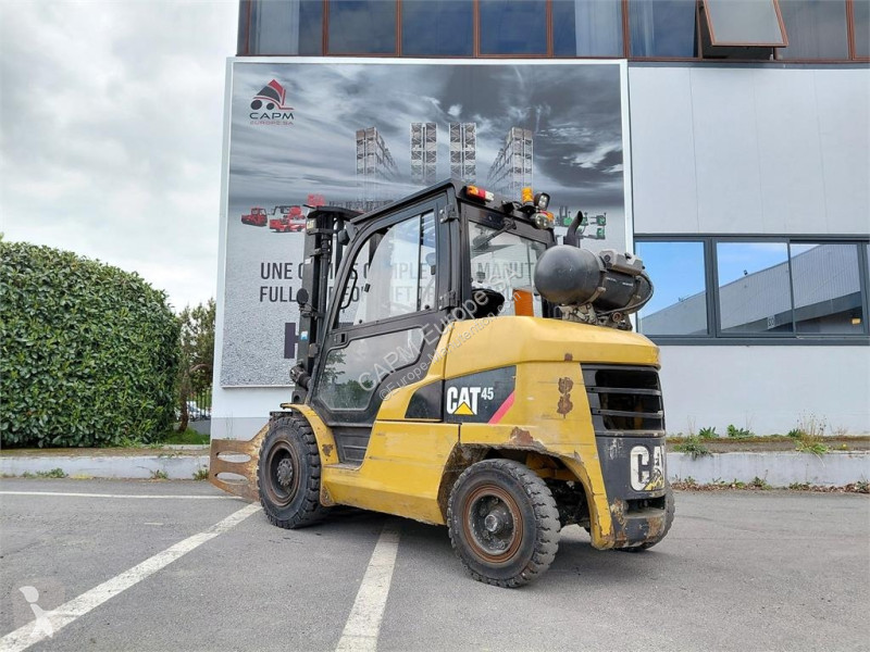 Chariot élévateur Caterpillar GP45NTD