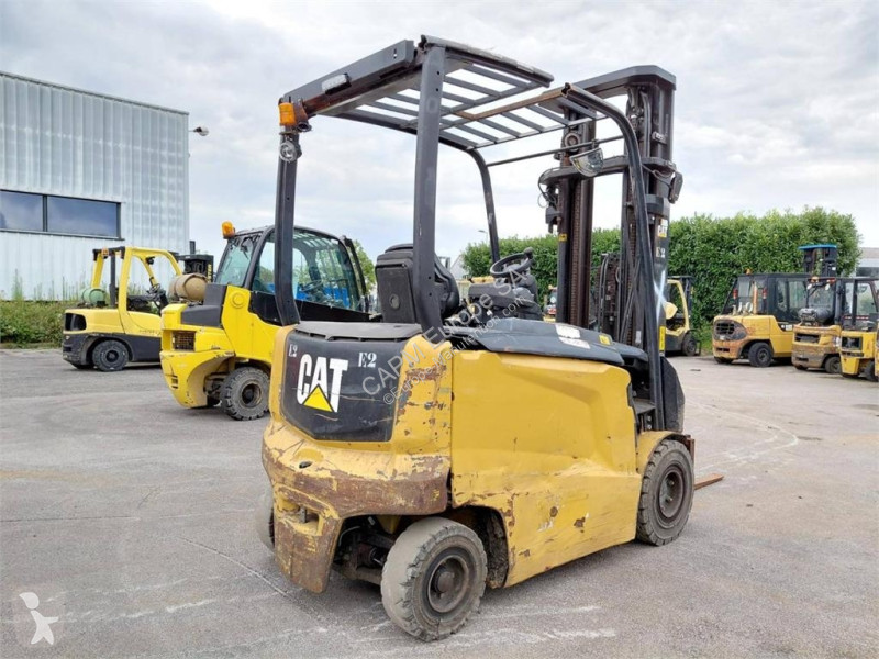 Chariot élévateur Caterpillar CN