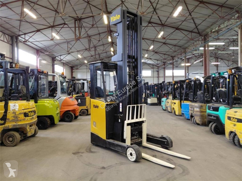 Кар Yale MR14