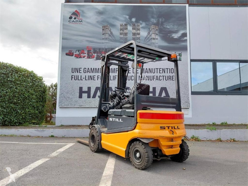 Chariot élévateur Still