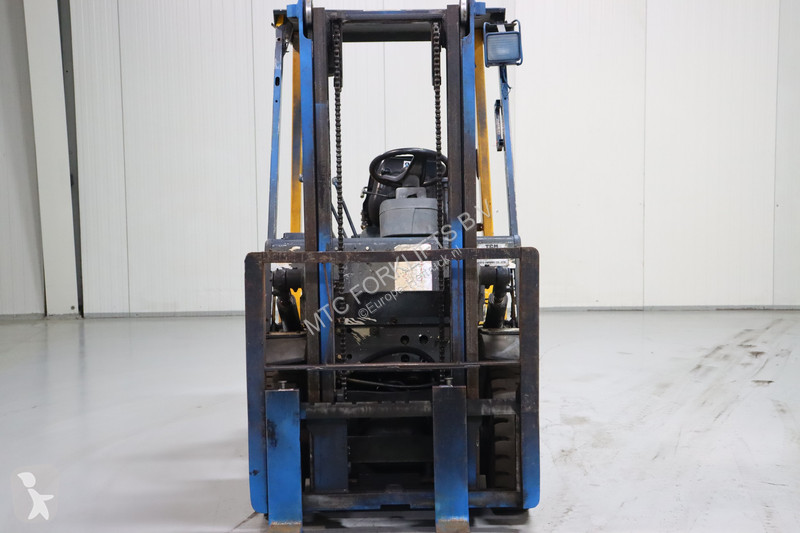 Carretilla elevadora TCM FHD15Z7
