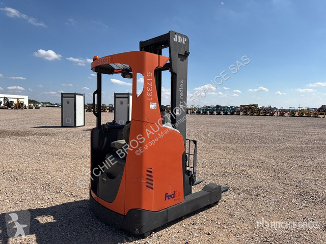 Empilhador elevador Toyota  RRE160
