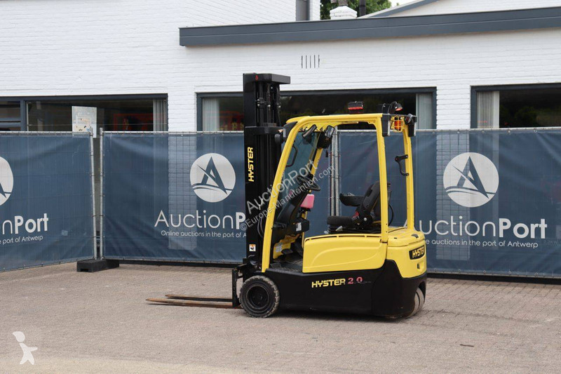Навантажувач вилковий Hyster MWB