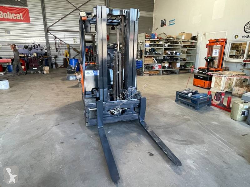 Chariot élévateur Doosan B 25 S - 7