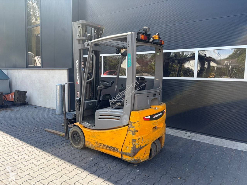 Jungheinrich  Forklift