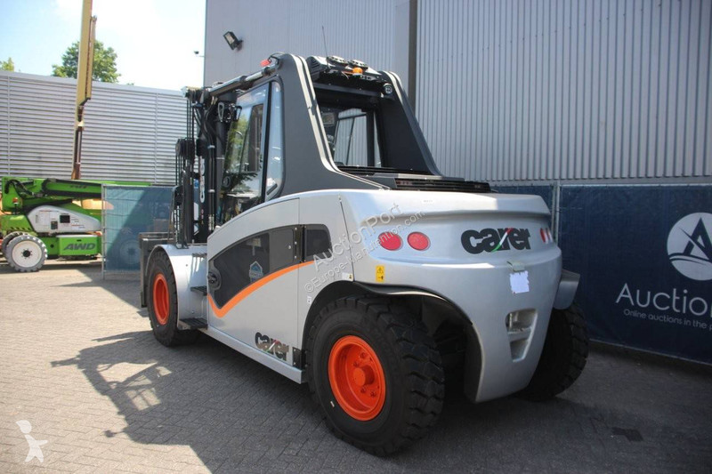 Forklift