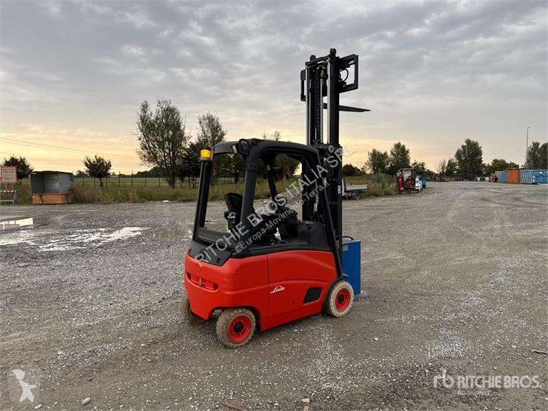 可升降式叉车 Linde E16PH-01 1600 kg Electric Forklift