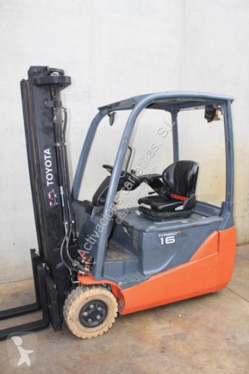 Toyota electric forklift