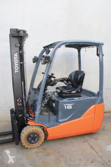 Toyota electric forklift