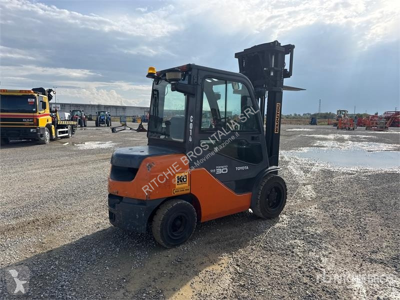 Emelőtargonca Toyota 52-SFDF30 3000 kg Forklift