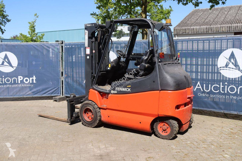 Carretilla elevadora Linde E30